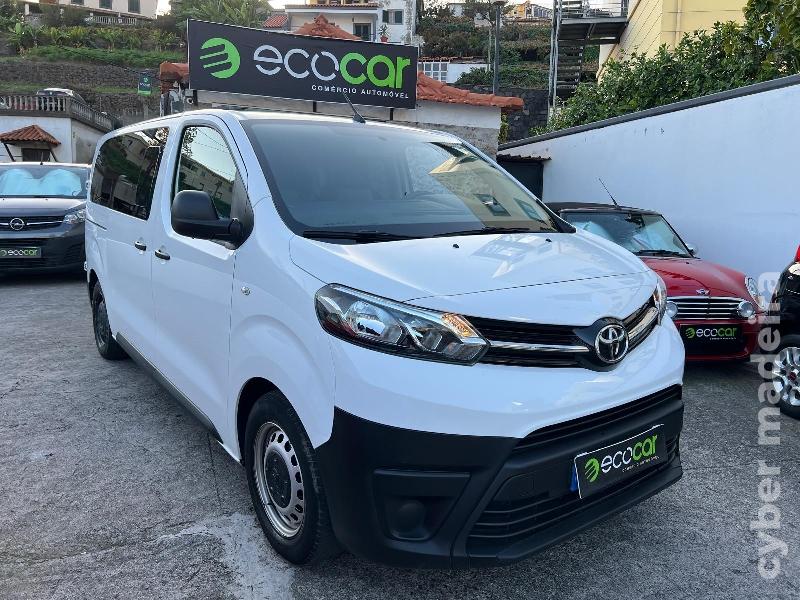 TOYOTA PROACE 1.5 D-4D 120 cv - 9 lugares Gasóleo
