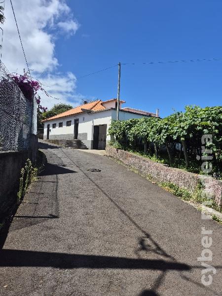 Moradia T2 para Venda