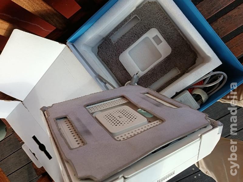 ROBOT LIMPEZA JANELAS HUTT A1