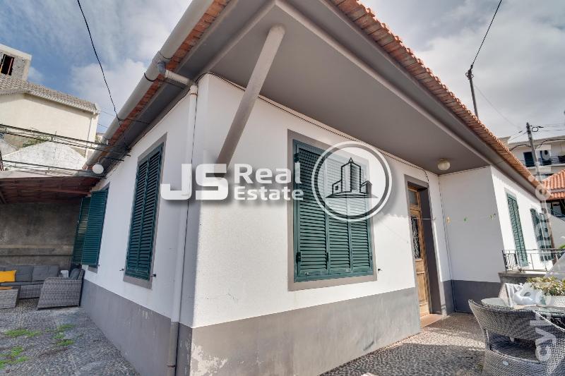 Moradia T5 para Venda