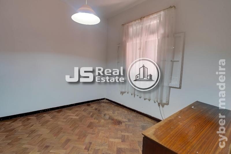 Moradia T5 para Venda