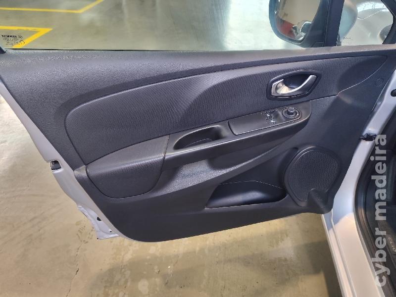 RENAULT CLIO 1.2 16V CONFORT Gasolina