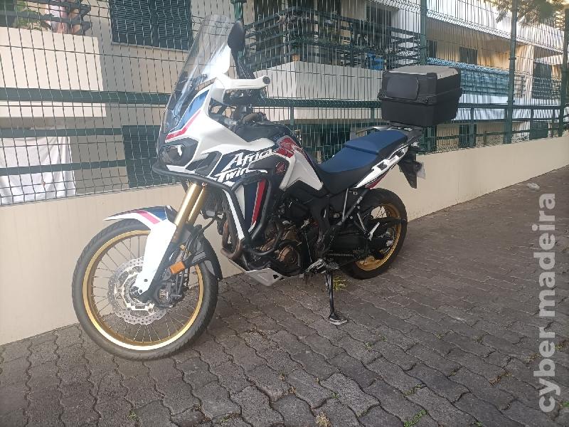 Honda Africa Twin 1.000 cc Trail