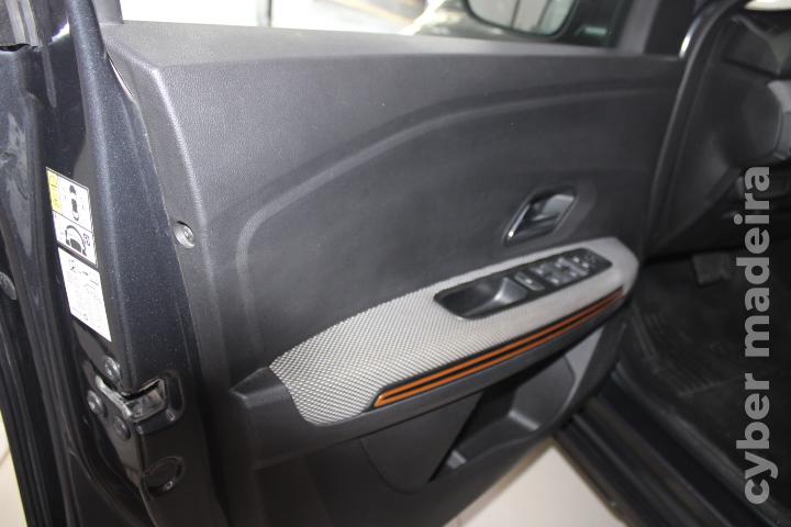 DACIA SANDERO StepWay Expression Caixa Automática Gasolina