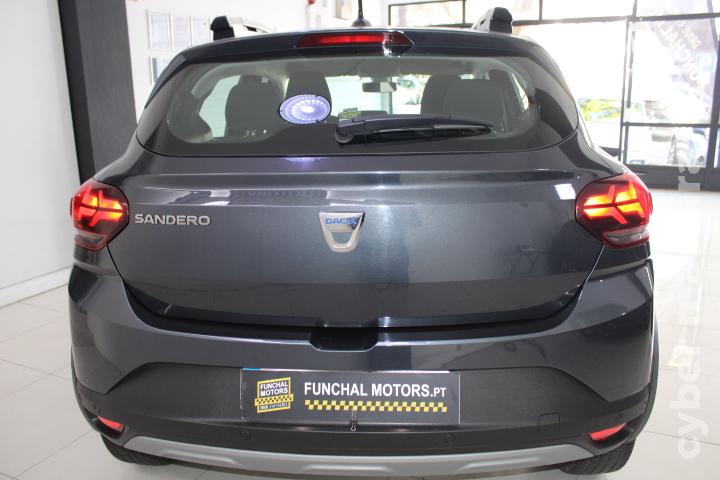 DACIA SANDERO StepWay Expression CAIXA AUTOMÁTICA Gasolina