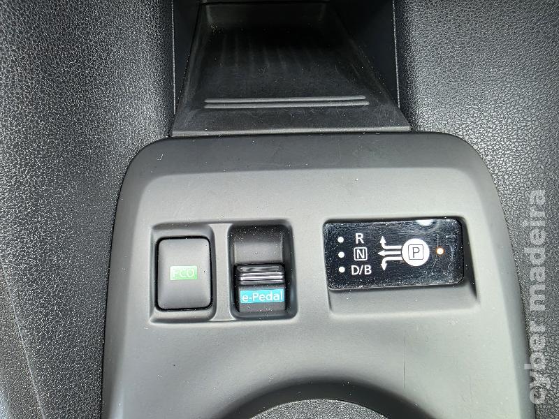 NISSAN LEAF 10º Aniversário Eléctrico