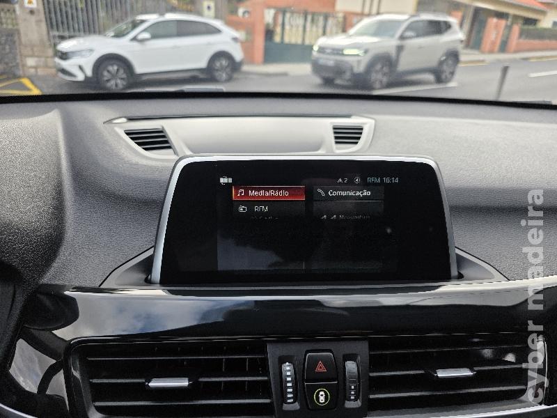 BMW X1 SDRIVE 16d XLINE Gasóleo