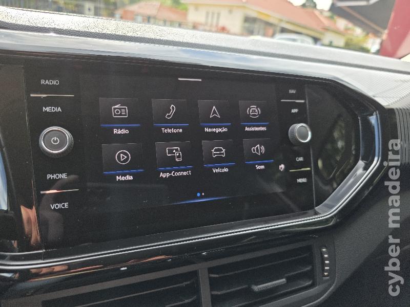 VOLKSWAGEN T-CROSS 1.0 TSI LIFE Gasolina