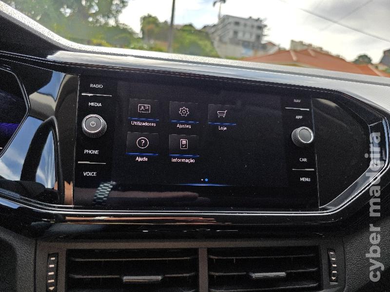 VOLKSWAGEN T-CROSS 1.0 TSI LIFE Gasolina