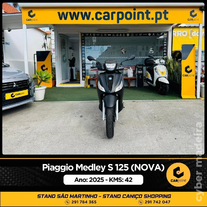 Piaggio MEDLEY S 125 cc Scooter