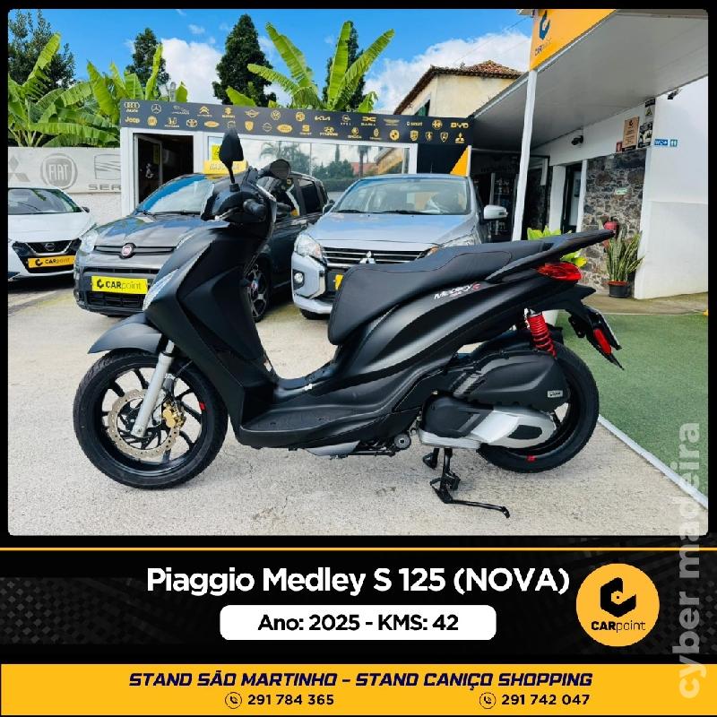 Piaggio MEDLEY S 125 cc Scooter