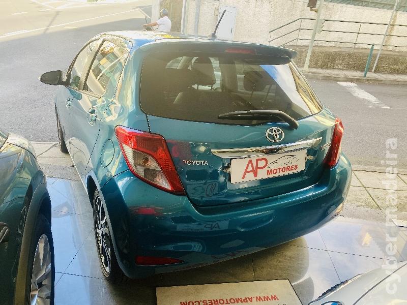 TOYOTA YARIS 1.4 D4D Gasóleo