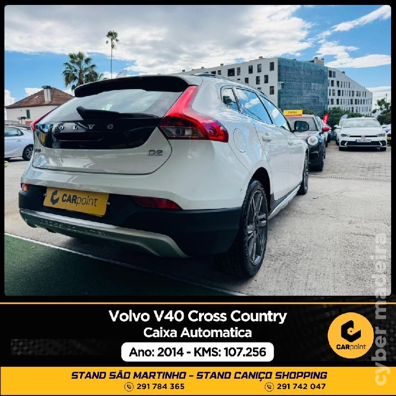VOLVO V40 Cross Country Automático 1.6cc 114cv Gasóleo