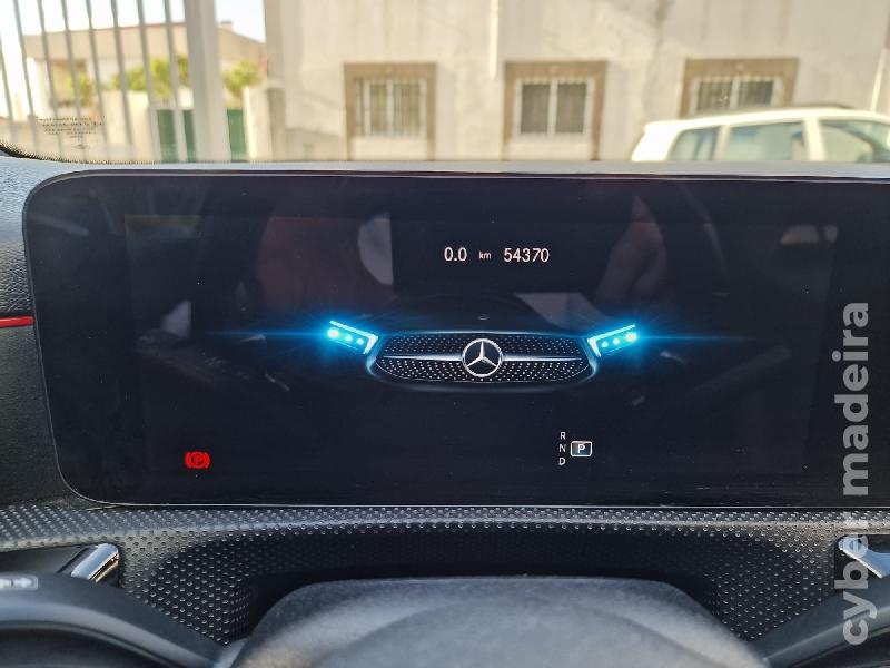 MERCEDES A 180 D AMG LINE C/ GARANTIA Gasóleo