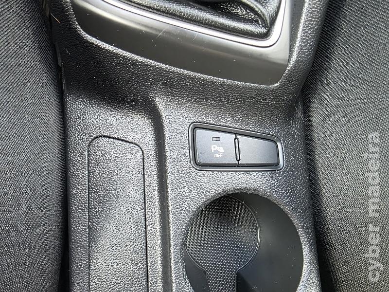 HYUNDAI I20 1.1 CRDI COMFORT Gasóleo