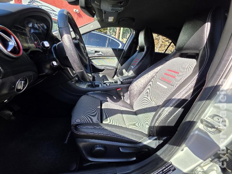 MERCEDES A A180d AMG LINE Gasóleo