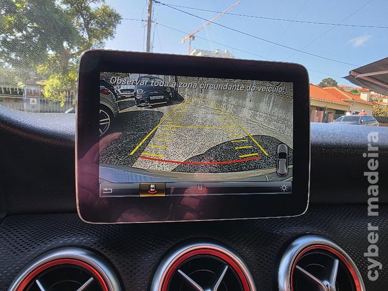 MERCEDES A A180d AMG LINE Gasóleo