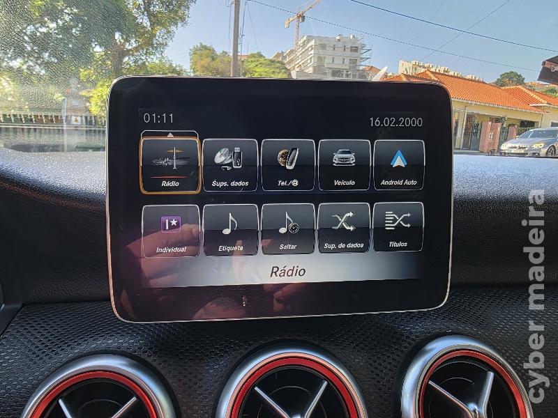 MERCEDES A A180d AMG LINE Gasóleo