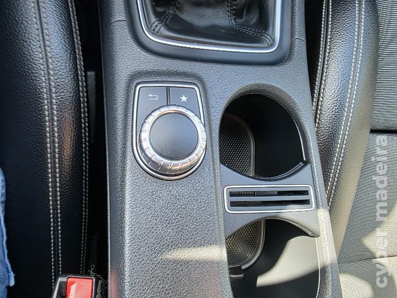 MERCEDES A A180d AMG LINE Gasóleo