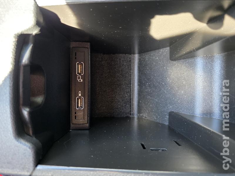 MERCEDES A A180d AMG LINE Gasóleo