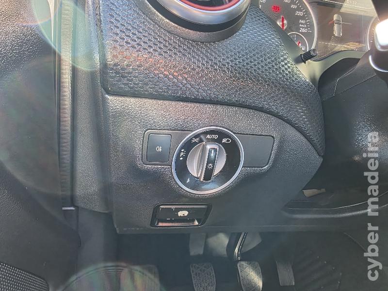 MERCEDES A A180d AMG LINE Gasóleo