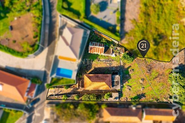 Moradia T4 para Venda