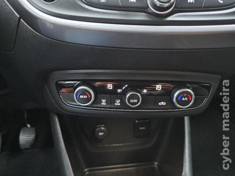 OPEL ADAM CROSSLAND X 1.2 TURBO INNOVATION Gasolina