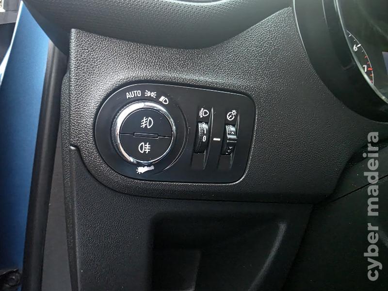 OPEL ADAM CROSSLAND X 1.2 TURBO INNOVATION Gasolina