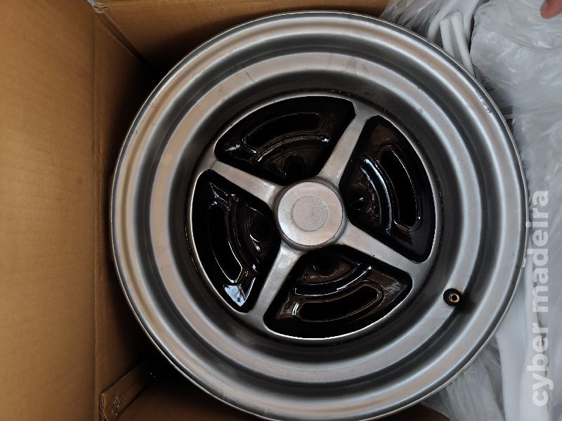 4 jantes R13 de 7" de largura. Furação 4x108 (Ford Alfa Romeo etc) 13" Sem pneus