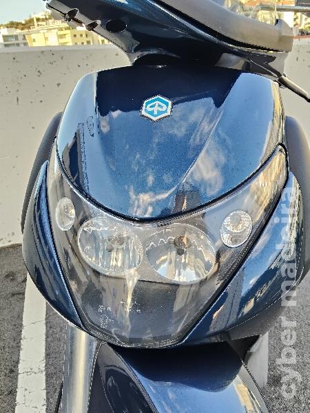 Piaggio Beverly 400ie 400 cc Scooter