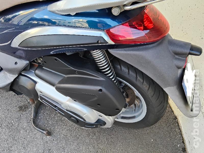 Piaggio Beverly 400ie 400 cc Scooter