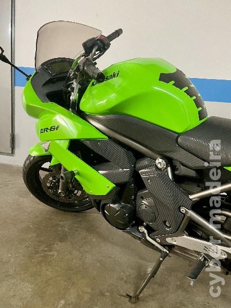 Kawazaki ER 650 F - 2009 650 cc Sport, turismo