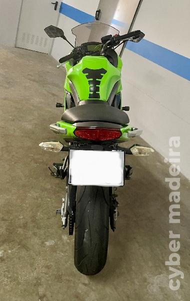 Kawazaki ER 650 F - 2009 650 cc Sport, turismo