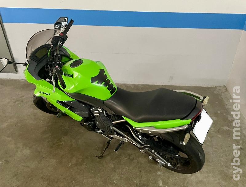 Kawazaki ER 650 F - 2009 650 cc Sport, turismo