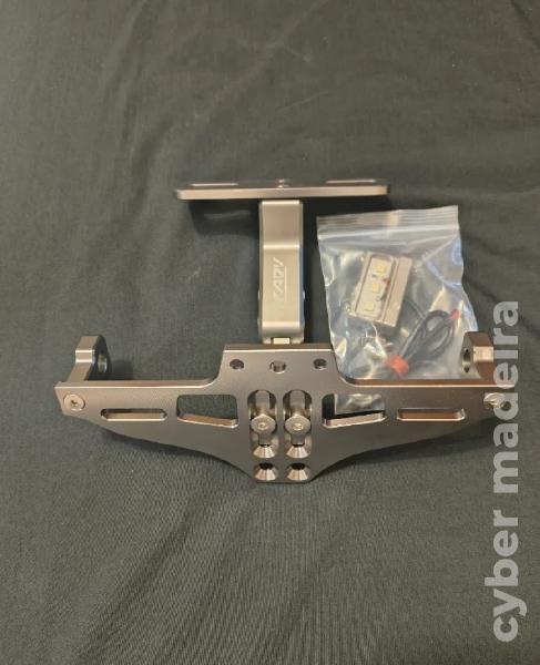 Rabeta alumínio com led e suporte para piscas