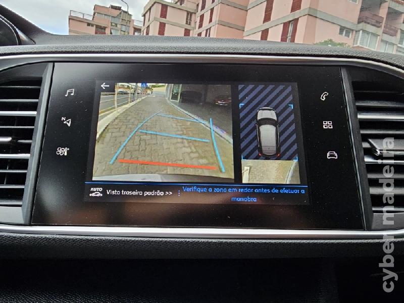 PEUGEOT 308 1.2 PureTech STYLE 130cv 5P (2019) Gasolina