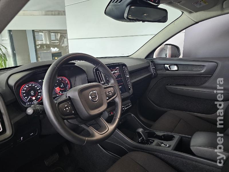 VOLVO XC 40 T2 Gasolina