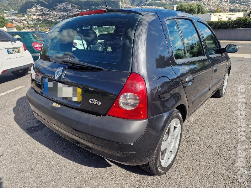 RENAULT CLIO 1.5 DCI Gasóleo