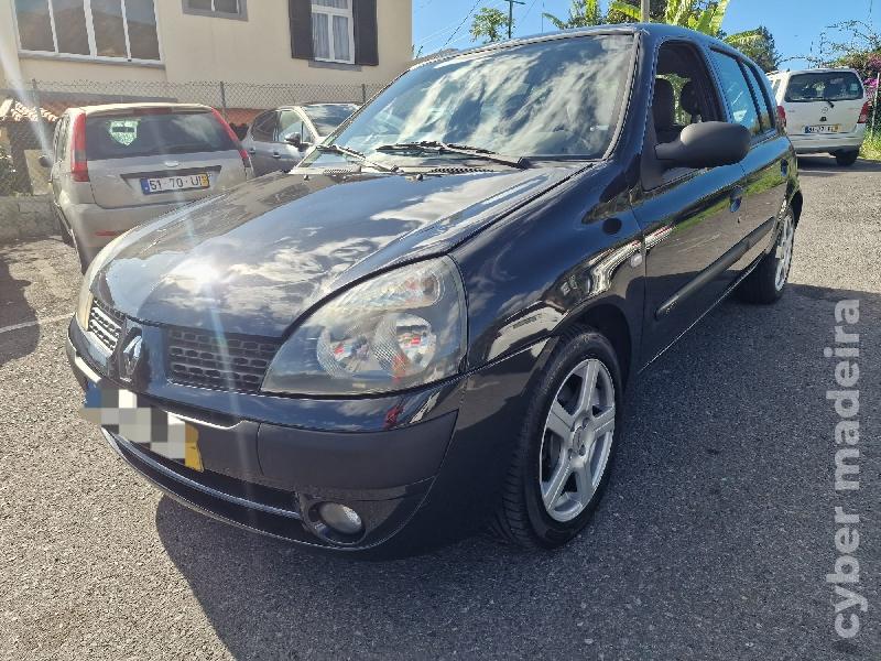 RENAULT CLIO II 1.5 DCI Gasóleo