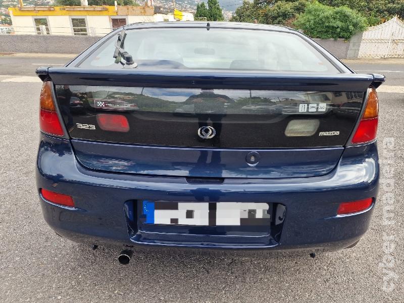 MAZDA 323 1.5CC Gasolina