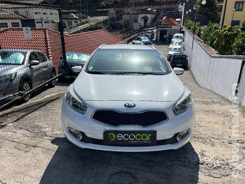 KIA CEED SW 1.6 CRDI 130 cv Gasóleo