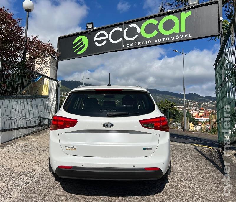 KIA CEED SW 1.6 CRDI 130 cv Gasóleo