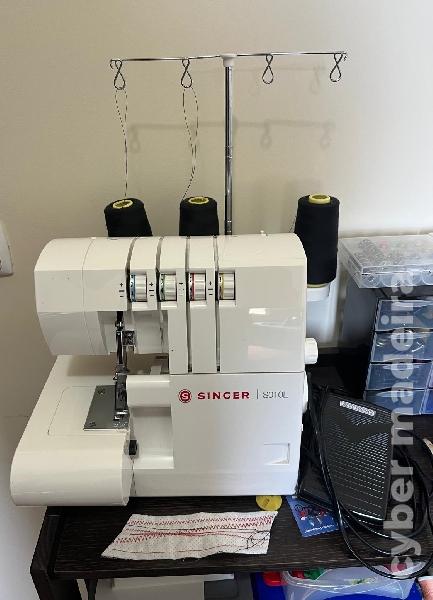 Máquina de costura SINGER