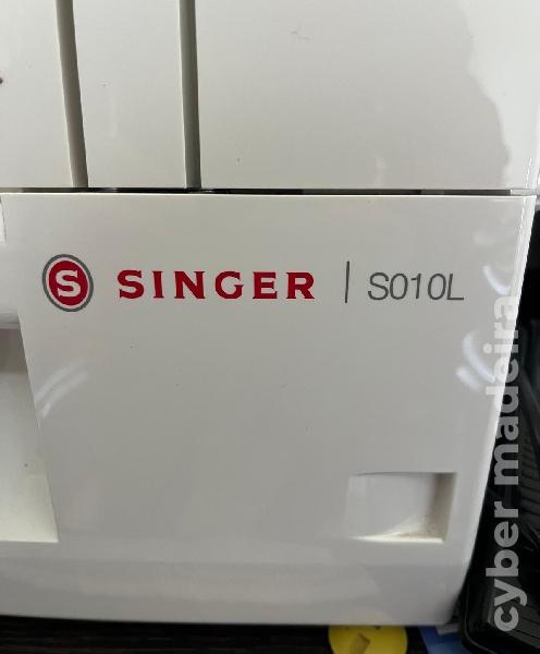 Máquina de costura SINGER