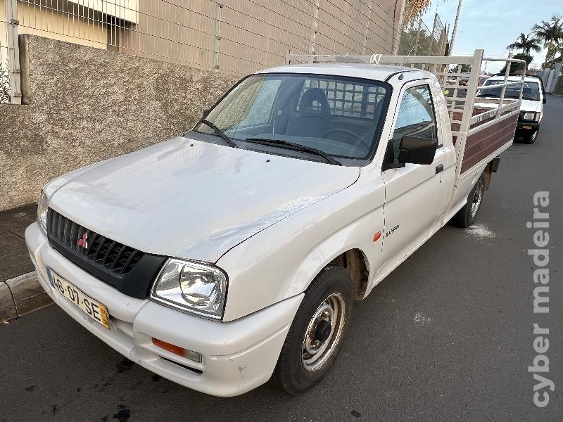 MITSUBISHI L200 2.5 TD Gasóleo