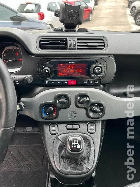 FIAT PANDA 1.2 Lounge S&S 69CV Gasolina