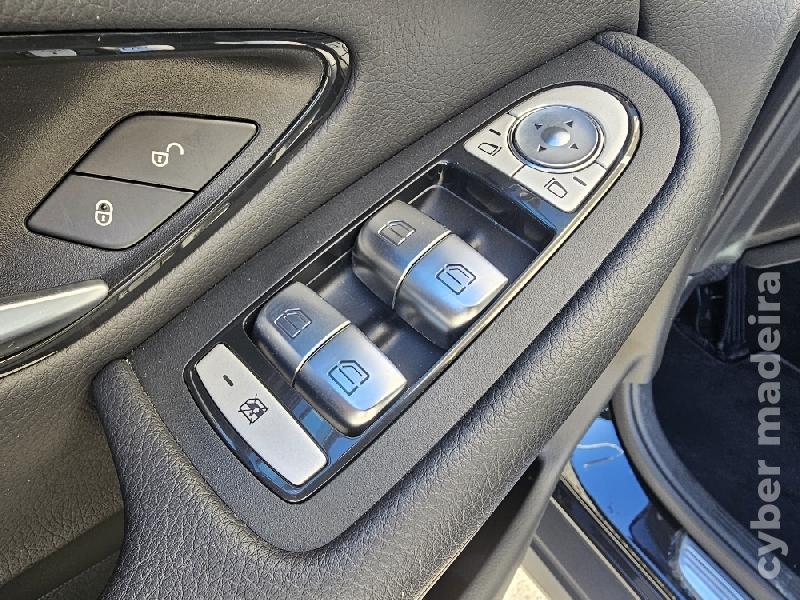 MERCEDES GL C 300de 2.0 4-MATIC 306cv PHEV (47 mil KMS) (10/2021) Híbrido