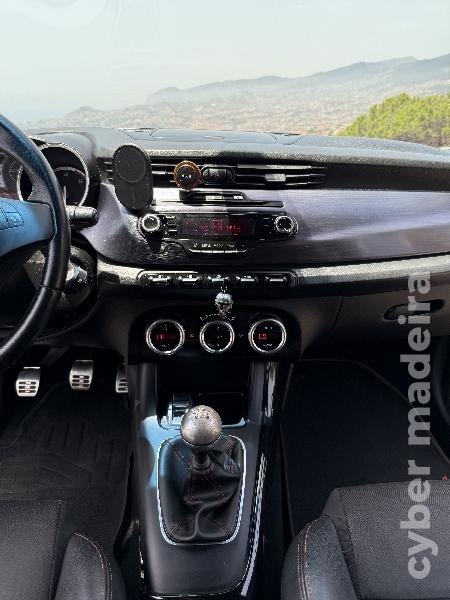 ALFA ROMEO GIULIETTA DISTINCTIVE EDITION Gasóleo