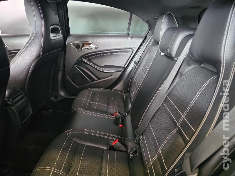 MERCEDES A 180 d Urban Gasóleo