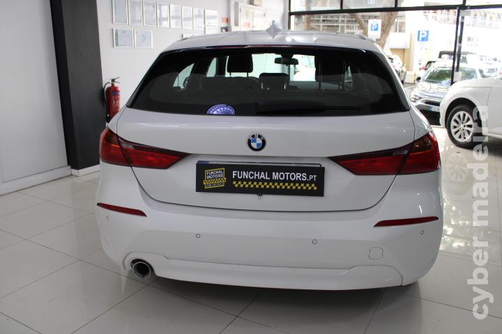 BMW Serie 1 116D Corporate Edition EAT8 Gasóleo